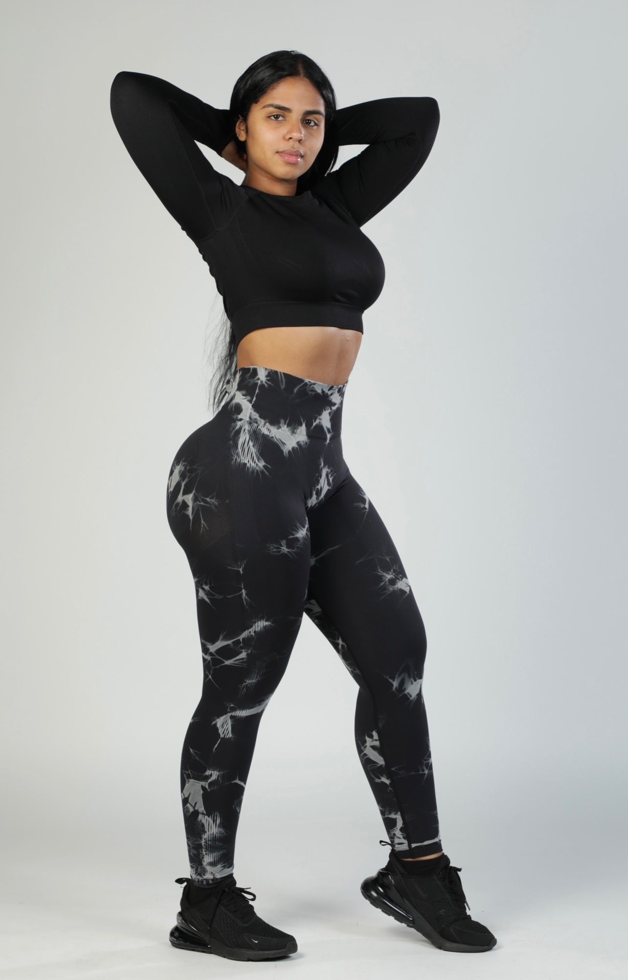 SFNK BLACK LEGGINGS